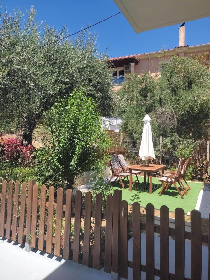 Apostolos & Eleni Family Apartments ペラマ エクステリア 写真