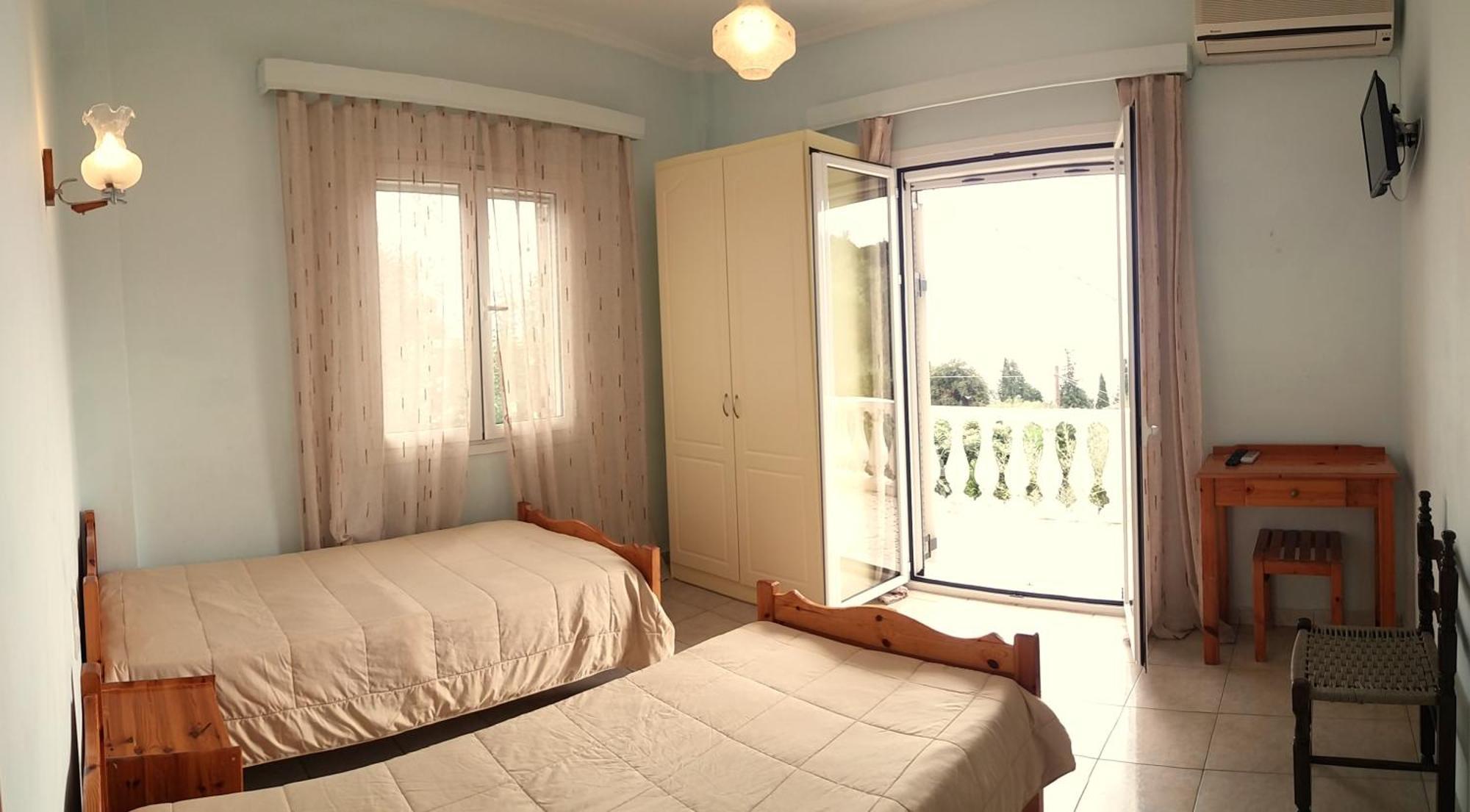 Apostolos & Eleni Family Apartments ペラマ エクステリア 写真